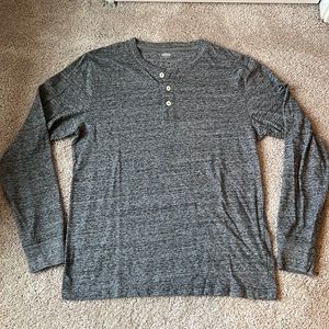 Old Navy men’s long sleeve, size medium